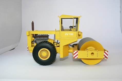 STAVOSTROJ VV 100 STAVOSTROJ VV 100
