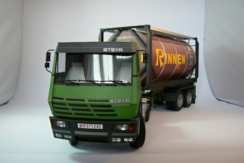 STEYR 19 S 36 s návěsem a kontejnerem STEYR 19 S 36 s návěsem a kontejnerem
