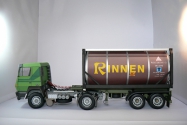 STEYR 19 S 36 s n�v�sem a kontejnerem