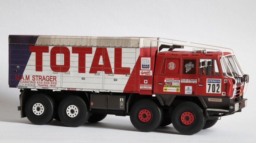 Tatra 815 VT 26 265 8x8.1 - Dakar 1988 / RipperWorks / 1:32 (Plná velikost v novém okně) Tatra 815 VT 26 265 8x8.1 - Dakar 1988 / RipperWorks / 1:32