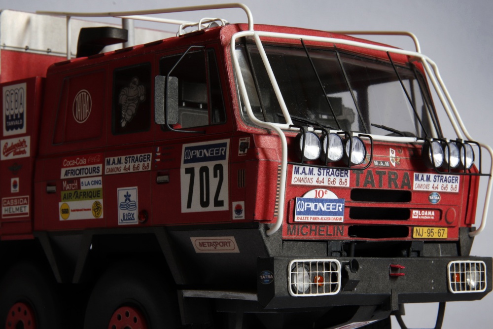 Tatra 815 VT 26 265 8x8.1 - Dakar 1988 / RipperWorks / 1:32 (Plná velikost v novém okně) Tatra 815 VT 26 265 8x8.1 - Dakar 1988 / RipperWorks / 1:32