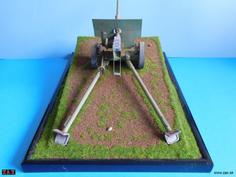 Rusk� protitankov� delo ZIS-2 (Sk�ro�)