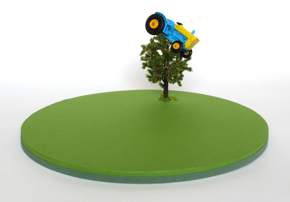 385359