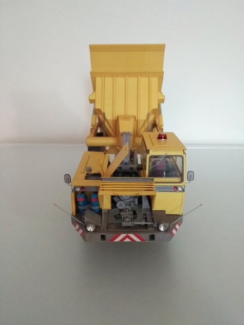 Stavostroj T-200 dumper