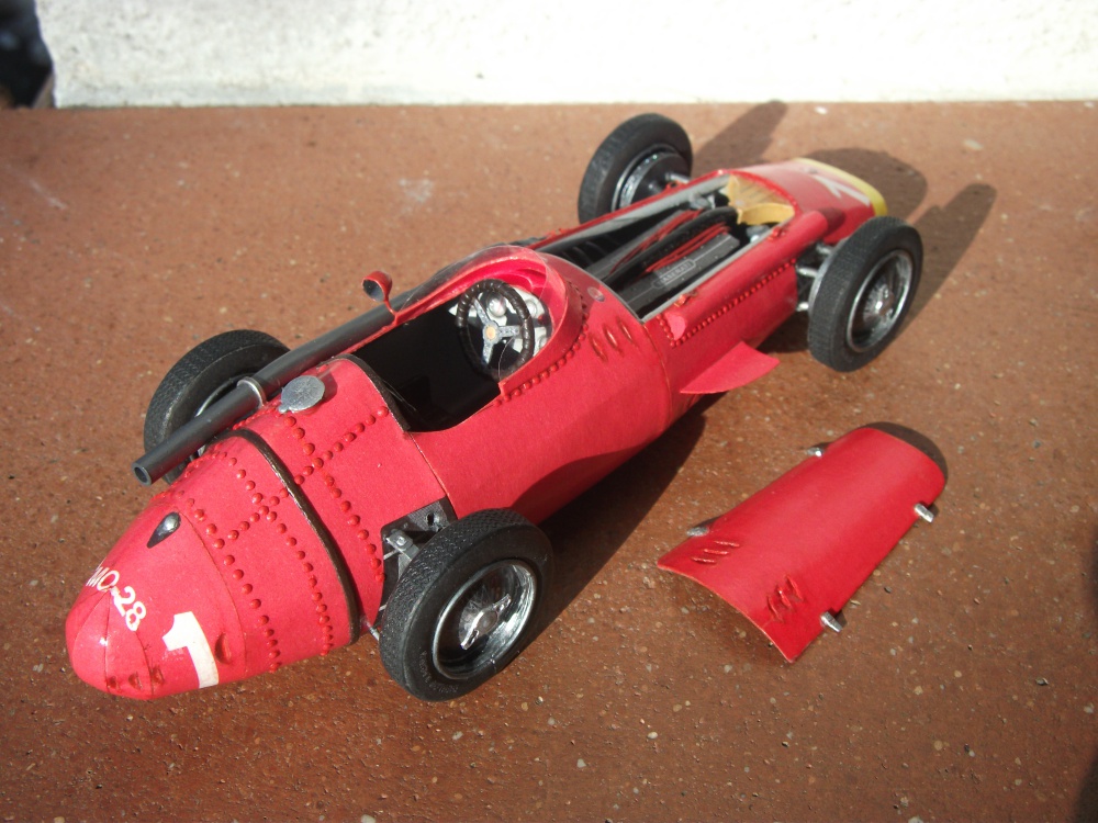 Maserati 250F, J. M. Fangio, 1957 (Plná velikost v novém okně) Maserati 250F, J. M. Fangio, 1957
