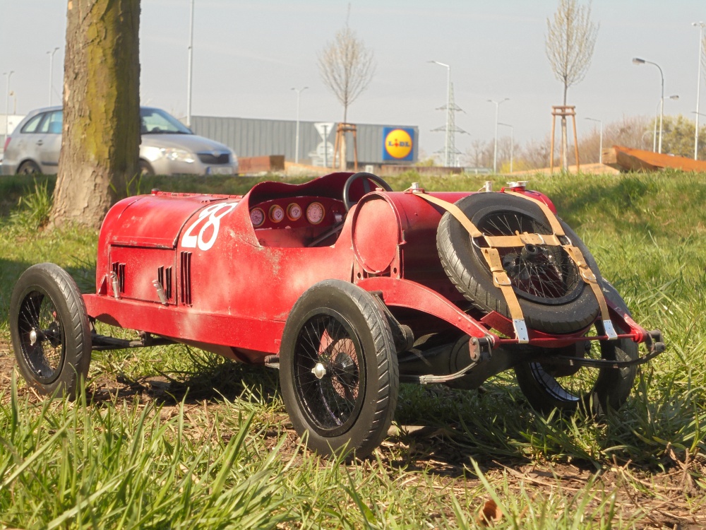 Alfa Romeo RL 1923 (Plná velikost v novém okně) Alfa Romeo RL 1923