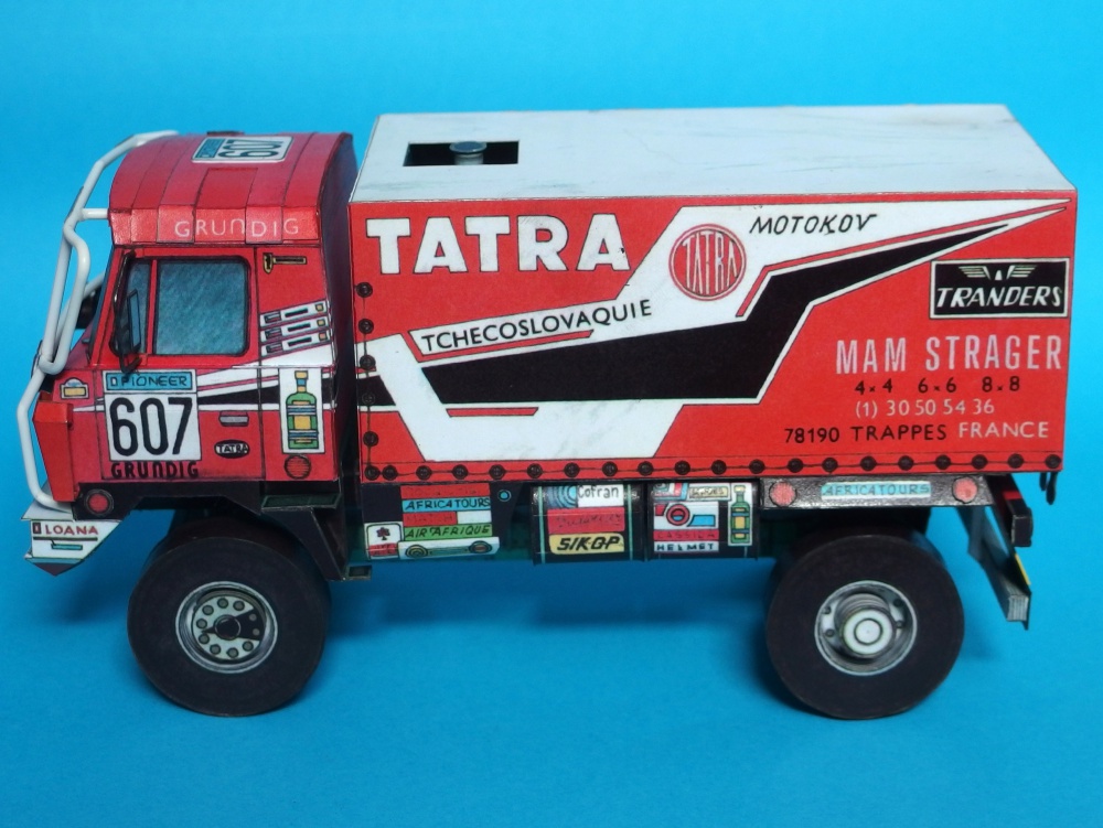 TATRA 815 VD 4x4 DAKAR 88 (Plná velikost v novém okně) TATRA 815 VD 4x4 DAKAR 88