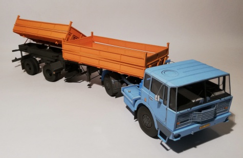 Tatra 813 NTH 4x4 Tatra 813 NTH 4x4