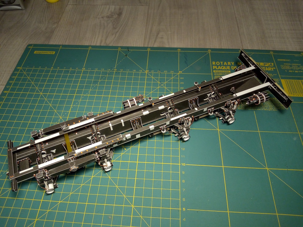 391349