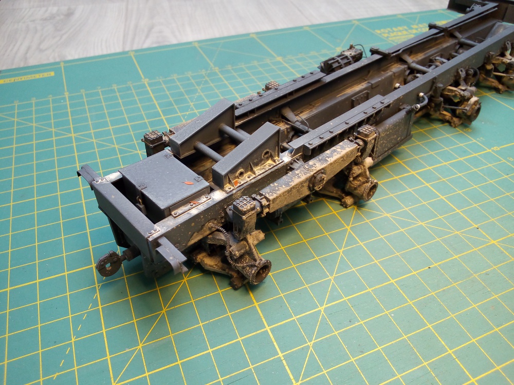 422545