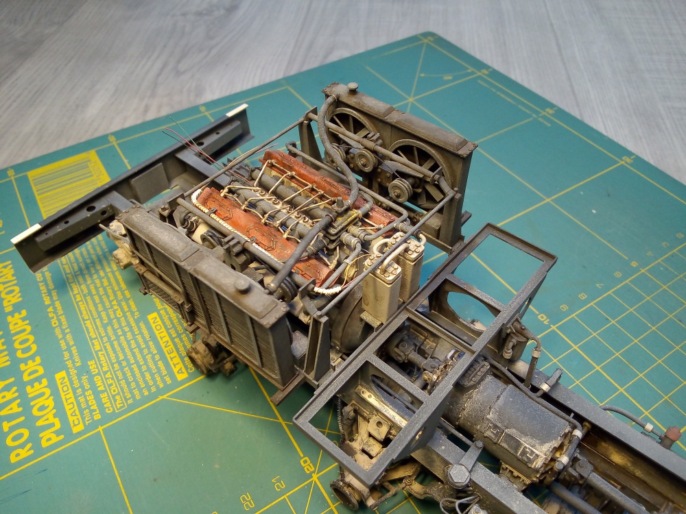 424332