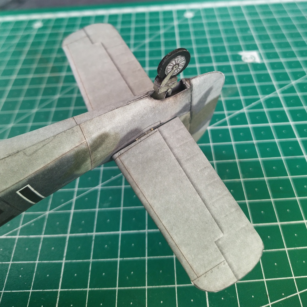 Focke-Wulf FW-190 F-8 (Plná velikost v novém okně) Focke-Wulf FW-190 F-8