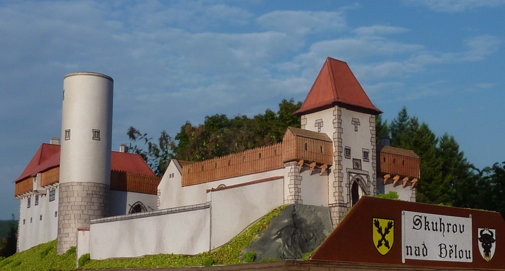 Skuhrov nad B�lou