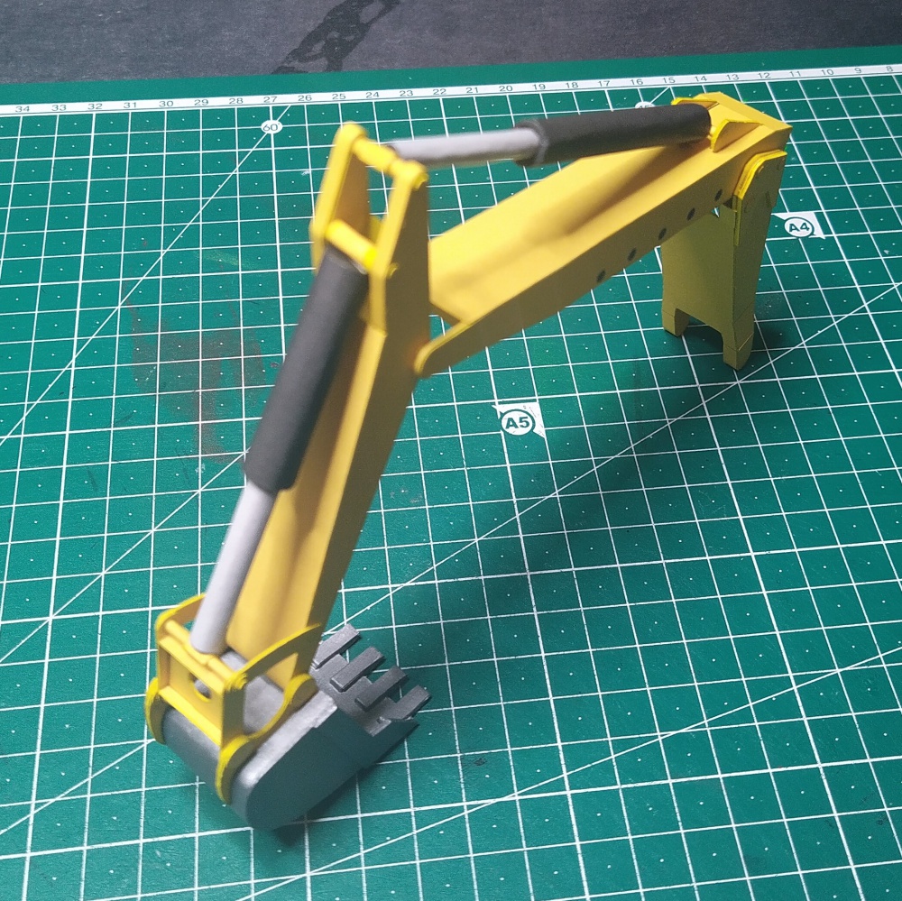 390030