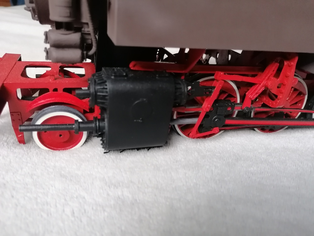 389747