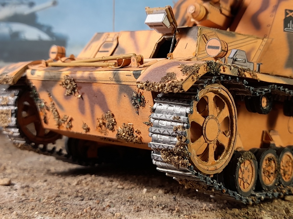 SD KFZ 165 Hummel (Plná velikost v novém okně) SD KFZ 165 Hummel