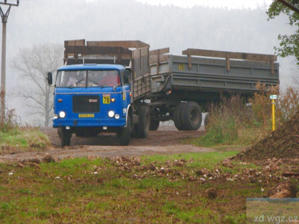 390570