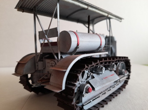 Caterpillar Sixty