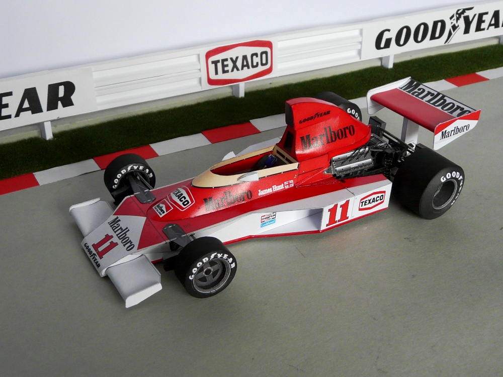 McLAREN Ford M23 ...1976 GP USA Long Beach (Plná velikost v novém okně) McLAREN Ford M23 ...1976 GP USA Long Beach