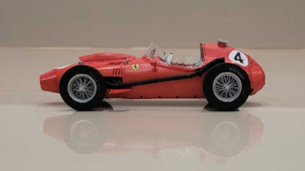 Ferrari 246 Dino F1 - Mike Hawthorn - GP França 1958 (Plná velikost v novém okně) Ferrari 246 Dino F1 - Mike Hawthorn - GP França 1958