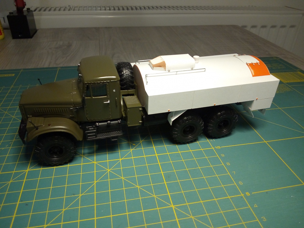 392042