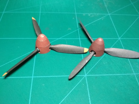 Hawker Hurricane Mk. IID + IIC Hawker Hurricane Mk. IID + IIC