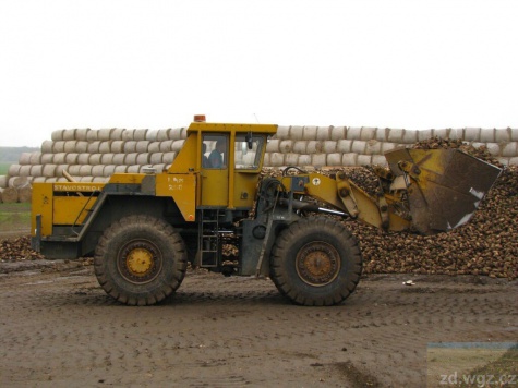 KNB 250 AGRO Běstovice / HOTOVO KNB 250 AGRO Běstovice / HOTOVO