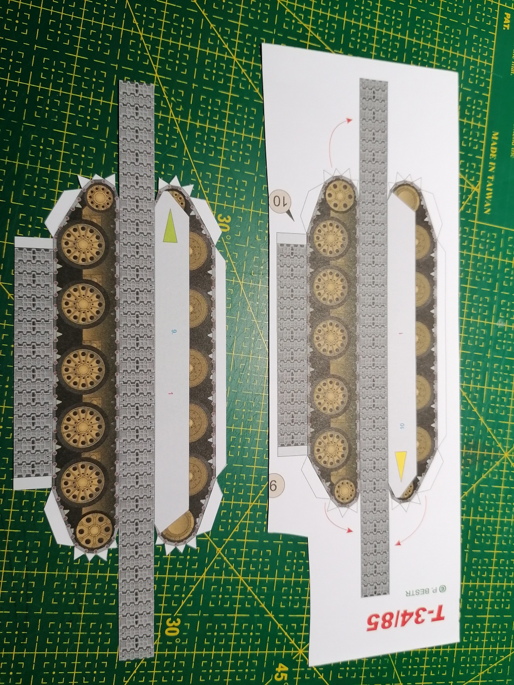 T34/85 - žížka (Plnďż˝ velikost v novďż˝m oknďż˝) T34/85 - žížka