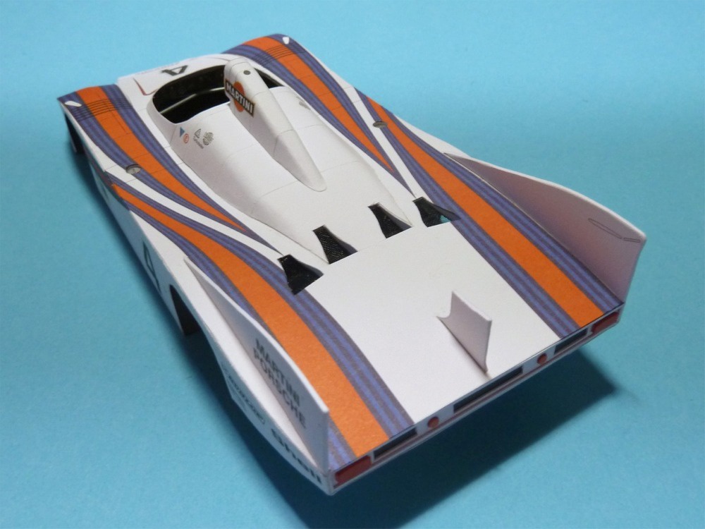 Porsche 936 (Plná velikost v novém okně) Porsche 936
