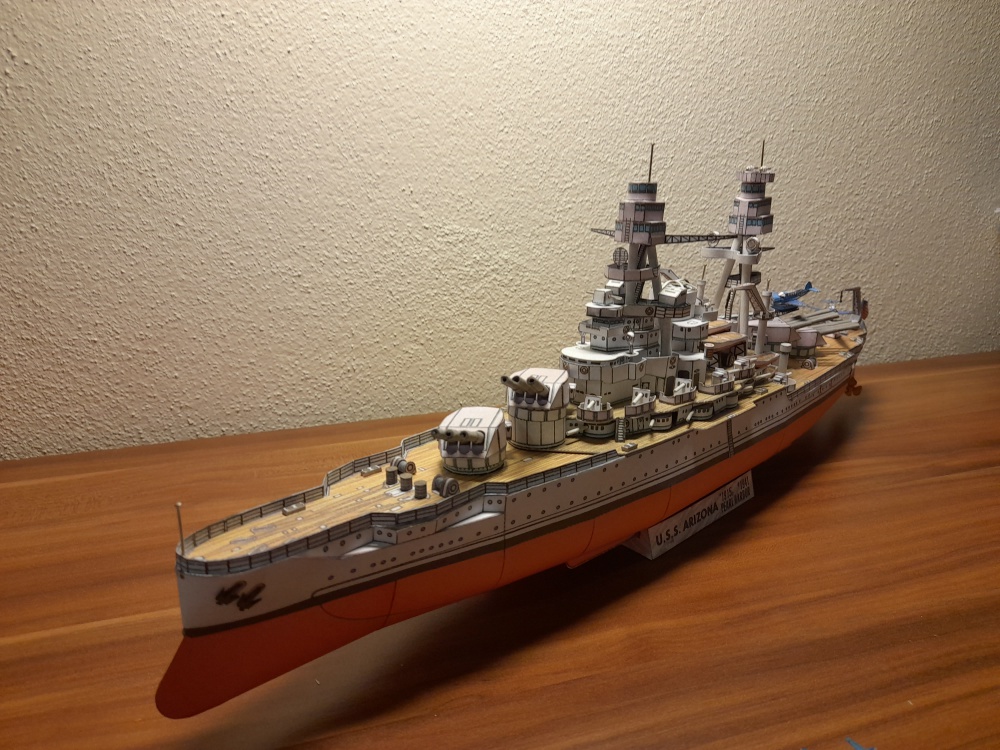405596
