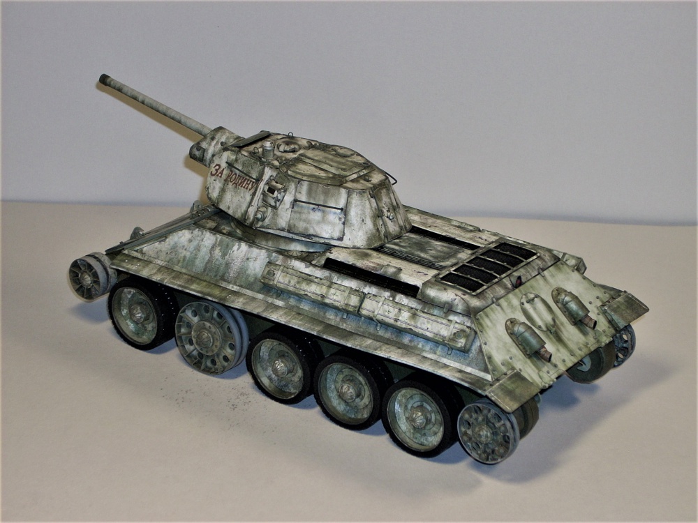 T-34/76 (Plná velikost v novém okně) T-34/76