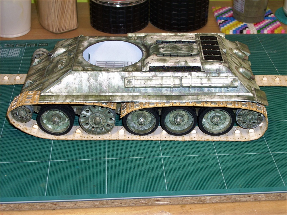 T-34/76 (Plná velikost v novém okně) T-34/76