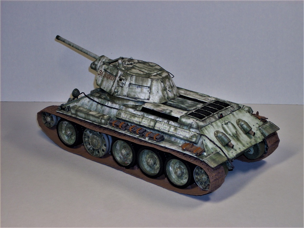 T-34/76 (Plná velikost v novém okně) T-34/76