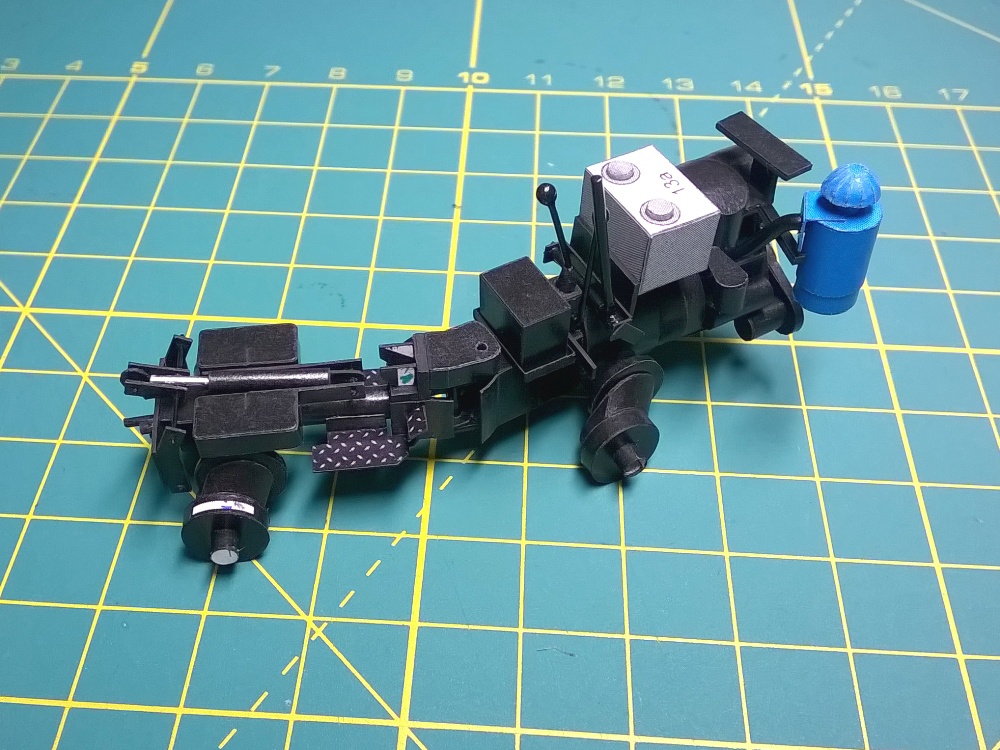 Agrostroj TK-4K-14 s nástroji (Plná velikost v novém okně) Agrostroj TK-4K-14 s nástroji