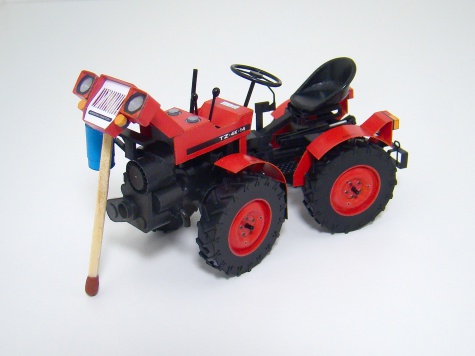 Agrostroj TK-4K-14 s nástroji Agrostroj TK-4K-14 s nástroji