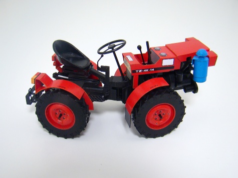 Agrostroj TK-4K-14 s nástroji Agrostroj TK-4K-14 s nástroji