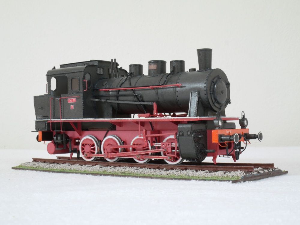 394696