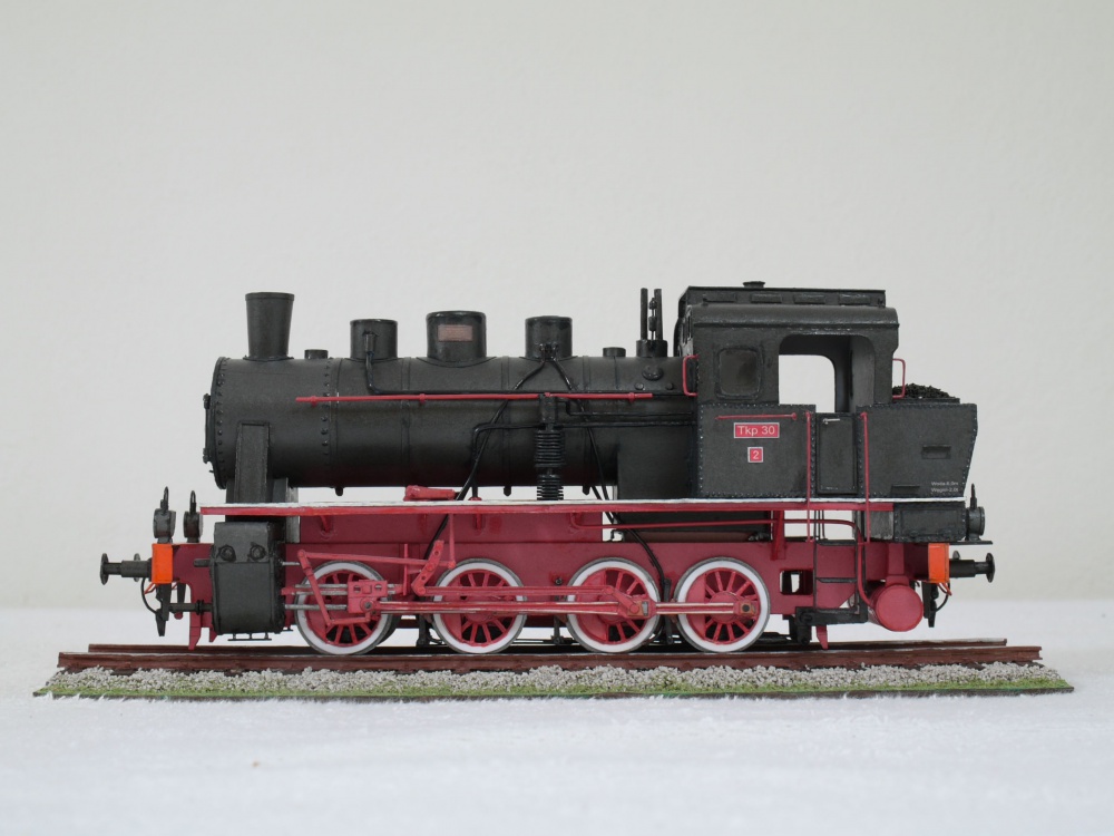 394701