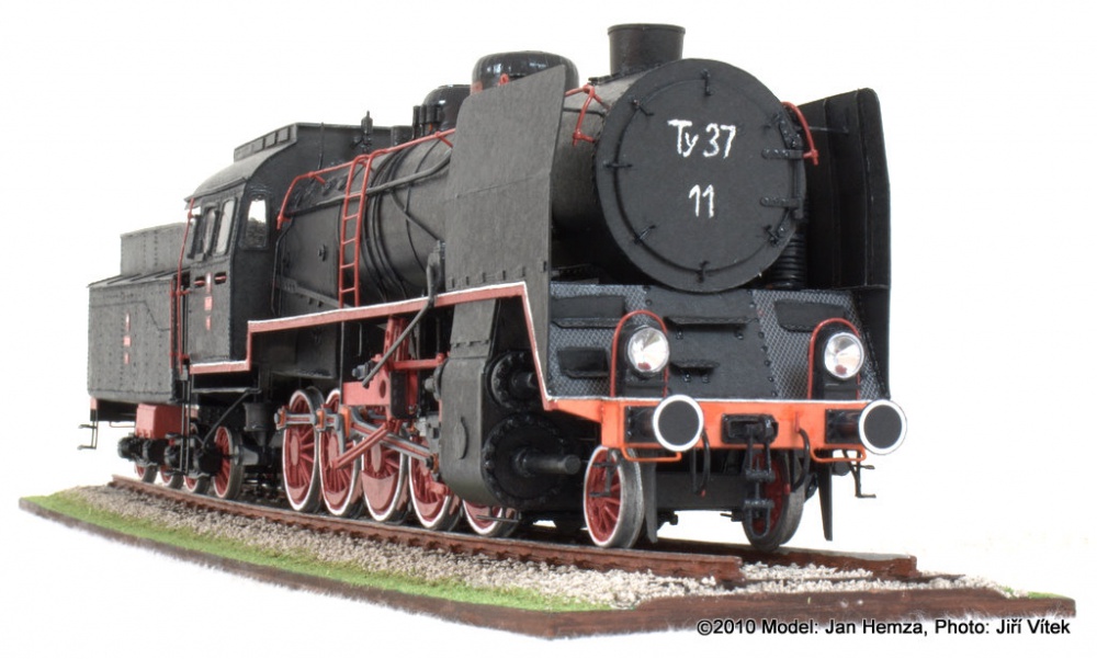 394866