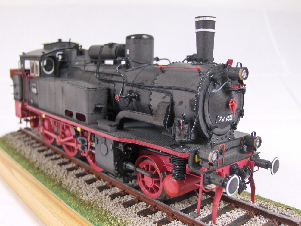 394935
