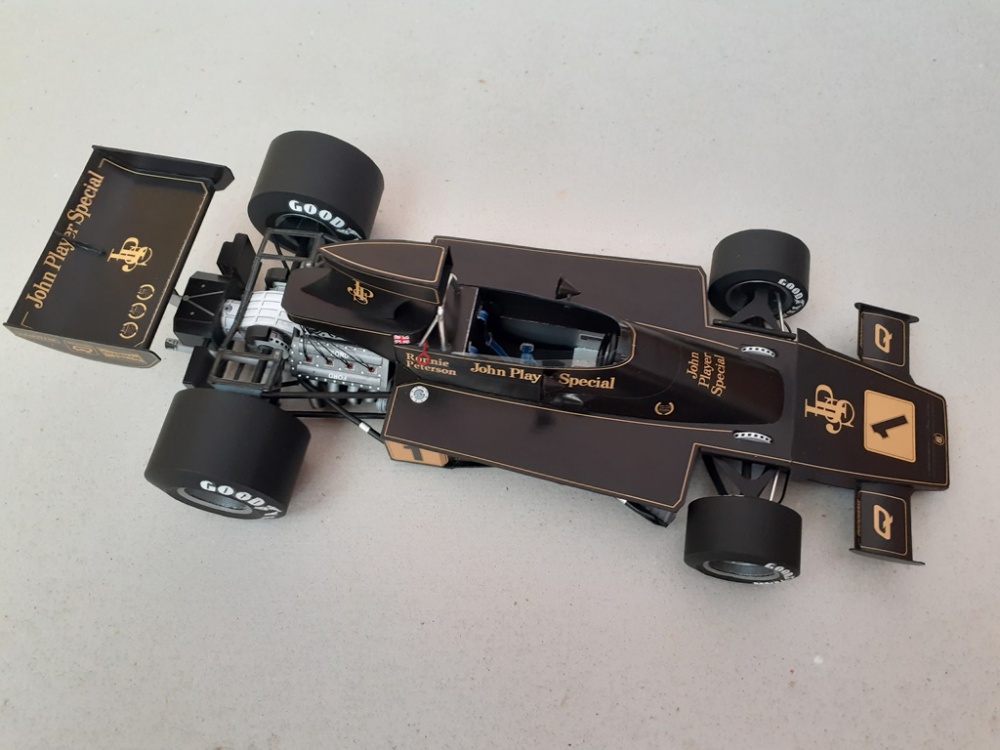 Lotus 76/2 (Plná velikost v novém okně) Lotus 76/2