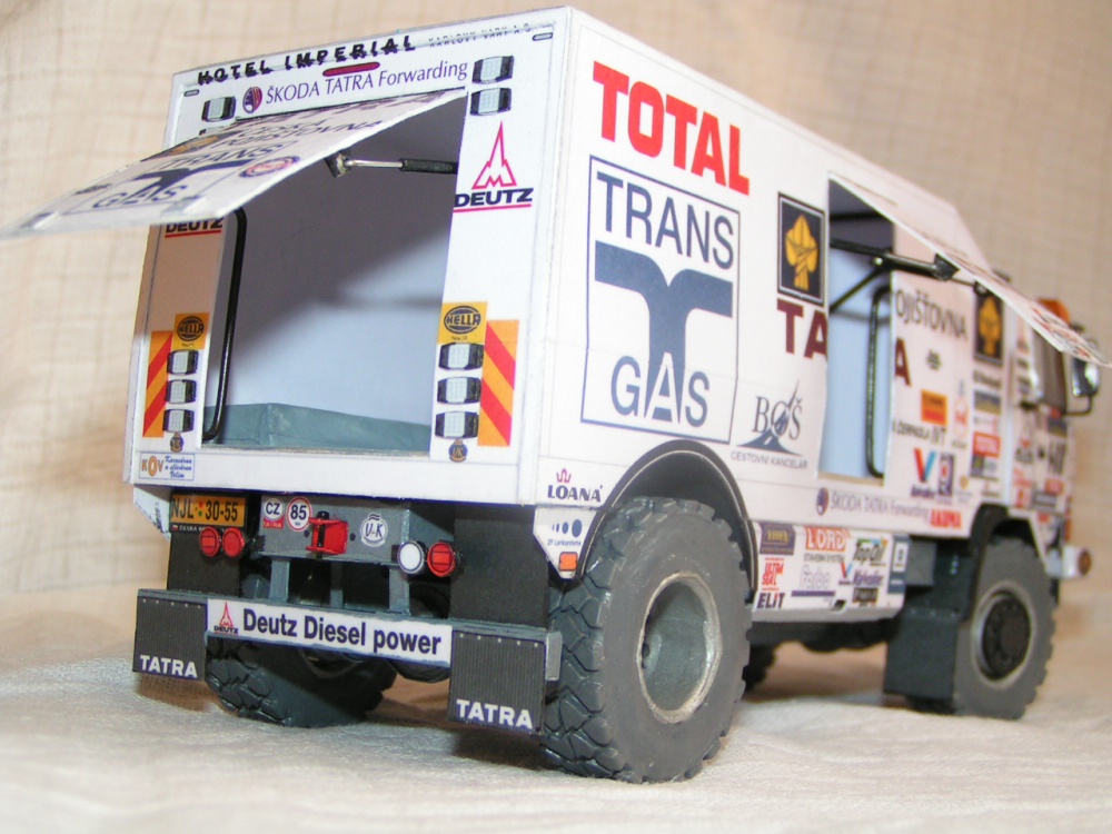 Tatra 815 4x4 EVOII 2002 (Plná velikost v novém okně) Tatra 815 4x4 EVOII 2002
