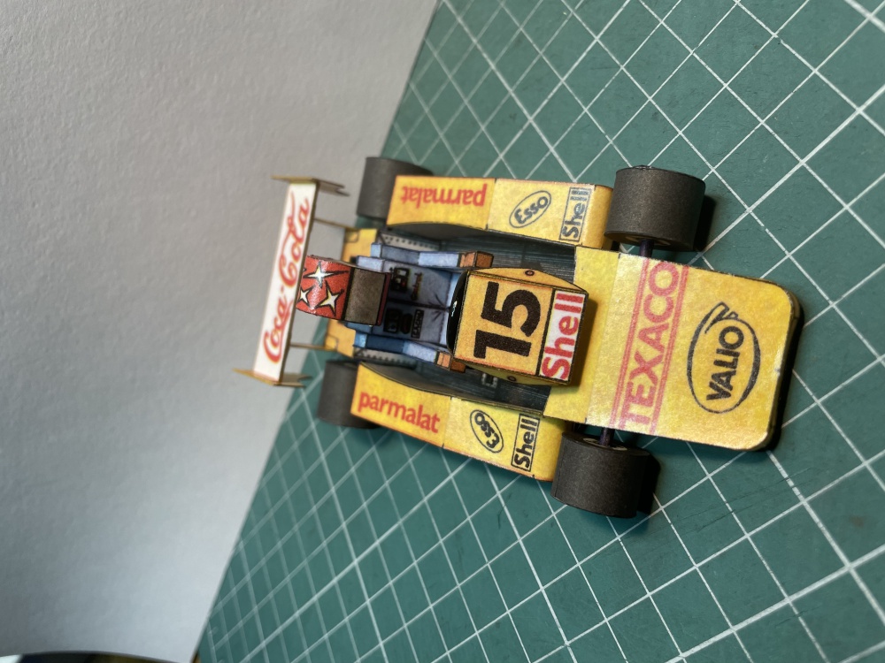 Karosovan� motok�ra
