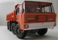 Tatra 813  8x8 S1 kolos