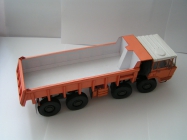 Tatra 813  8x8 S1 kolos