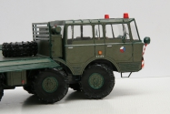Tatra 813 8x8 vojensk� valn�k,taha� + Transporta P32