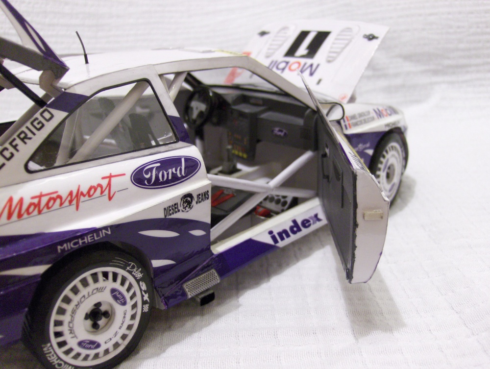 Rallye auta (Plná velikost v novém okně) Rallye auta