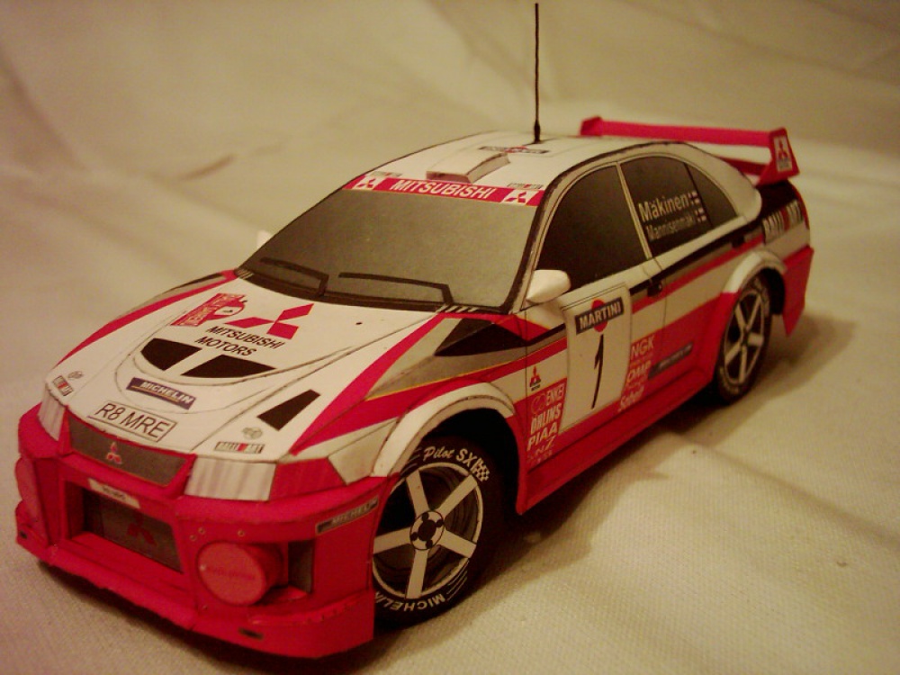 Rallye auta (Plná velikost v novém okně) Rallye auta