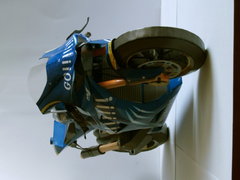 Yamaha YZR - M1 + Rossi Yamaha YZR - M1 + Rossi