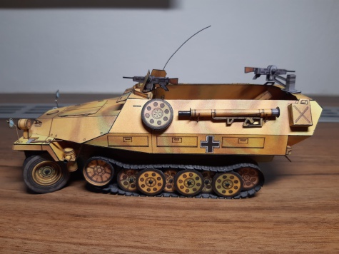 N�meck� transporter Sdkfz 251/1 D, ZKV